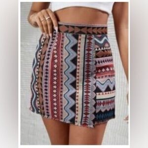 Tribal Patterned Mini Skirt